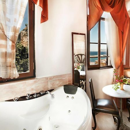 Archontiko Evgenia Studios & Suites Old Town Chania La Canée Extérieur photo