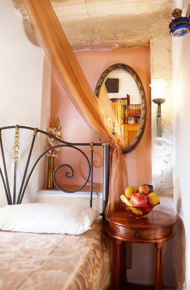 Archontiko Evgenia Studios & Suites Old Town Chania La Canée Extérieur photo