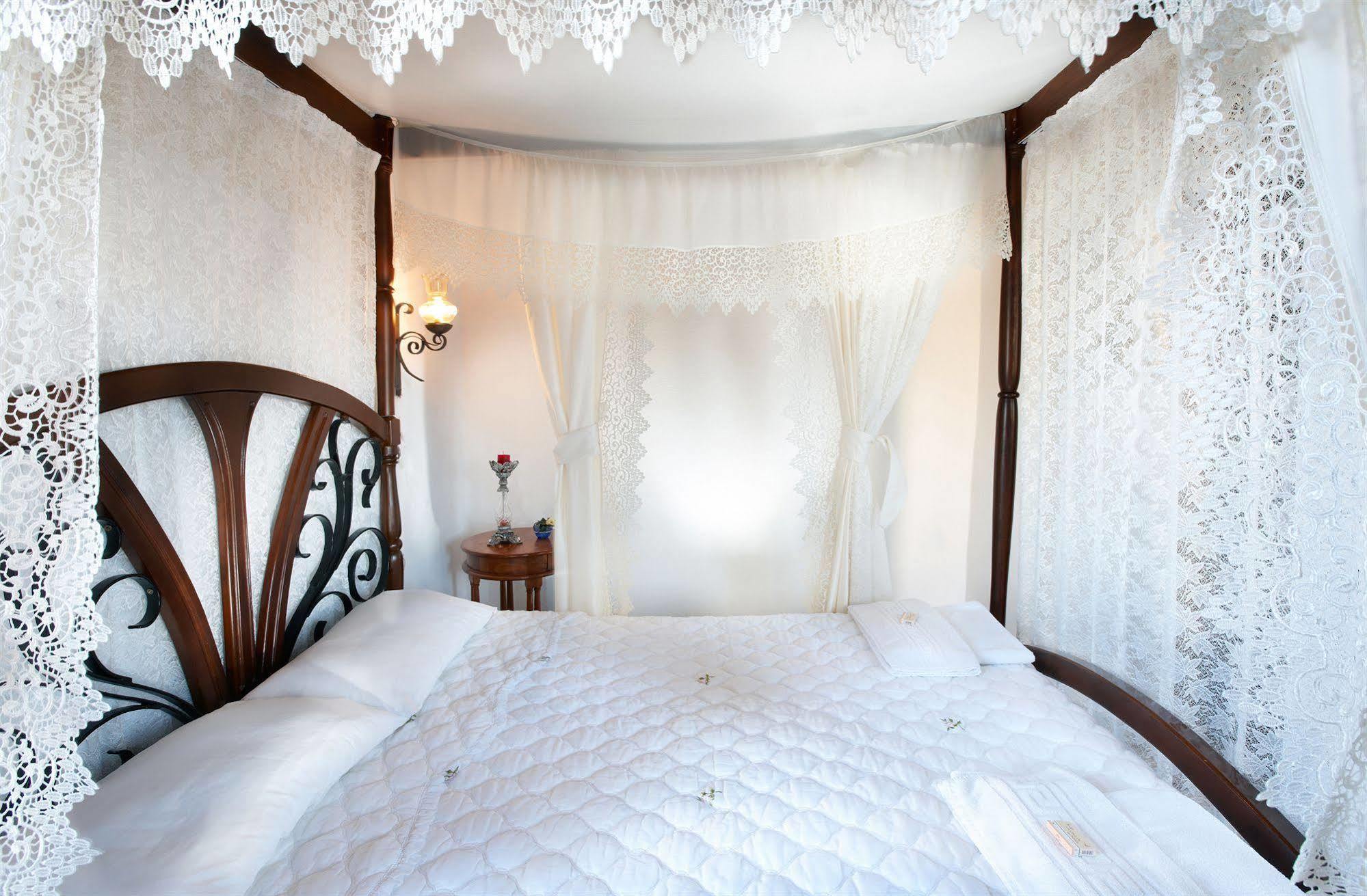 Archontiko Evgenia Studios & Suites Old Town Chania La Canée Extérieur photo